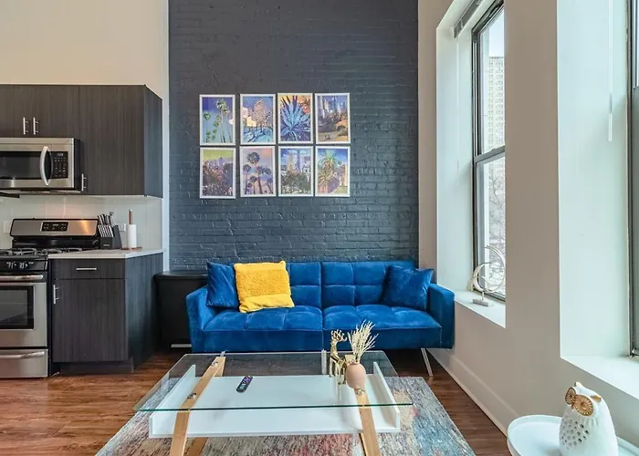 2br Escape With Optional Parking Near Mccormick Place, Navy Pier, Shedd Aquarium, And Millennium Park Apartment