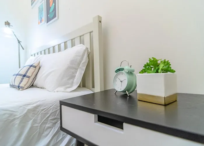 2br Escape With Optional Parking Near Mccormick Place, Navy Pier, Shedd Aquarium, And Millennium Park Apartment *
