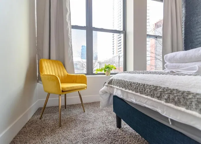 2br Escape With Optional Parking Near Mccormick Place, Navy Pier, Shedd Aquarium, And Millennium Park Apartment Chicago
